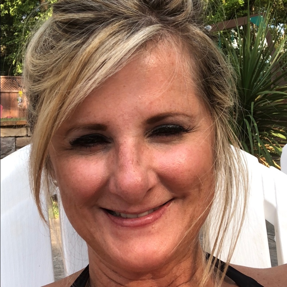 Meet your Posher, Gayla